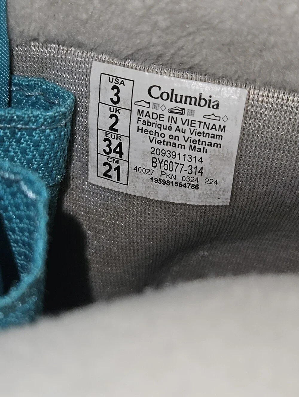 Columbia Teal Snow Boots Size 3 Girl